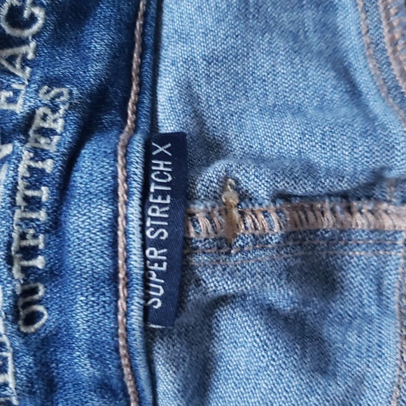 American Eagle Outfitters Super StretchX Women's Jeans size 2Short HiRise Jeggin - Picture 3 of 6